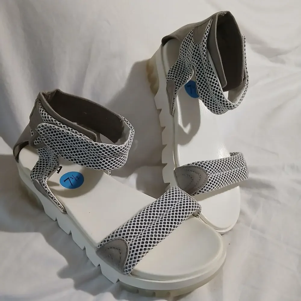 MIA w7.5 Grey Wedge adjustable ankle strap White tread nearly unworn